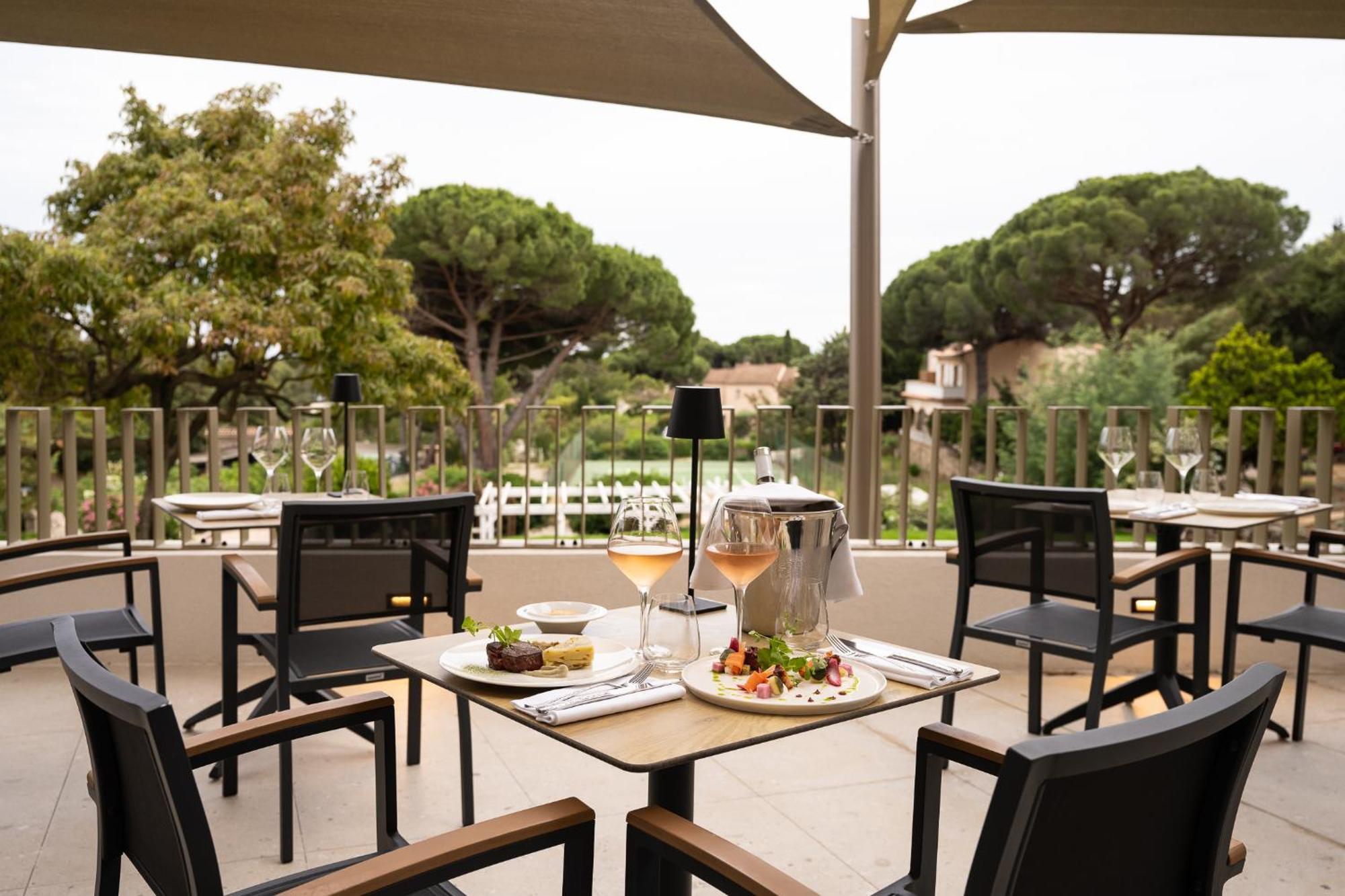 Hotel Du Parc Cavalaire Sur Mer 外观 照片